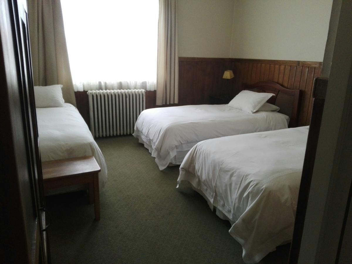 Hostal Oro Fueguino Punta Arenas Buitenkant foto