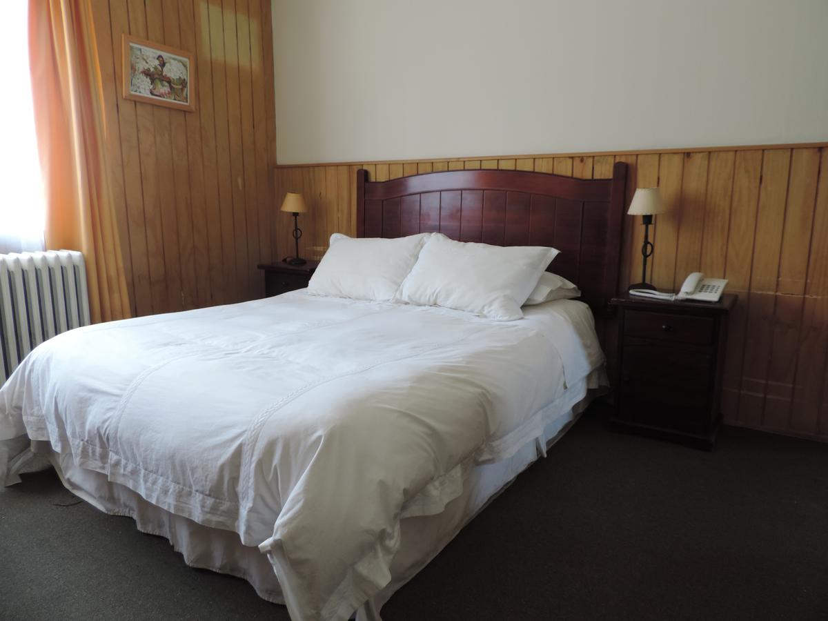 Hostal Oro Fueguino Punta Arenas Buitenkant foto