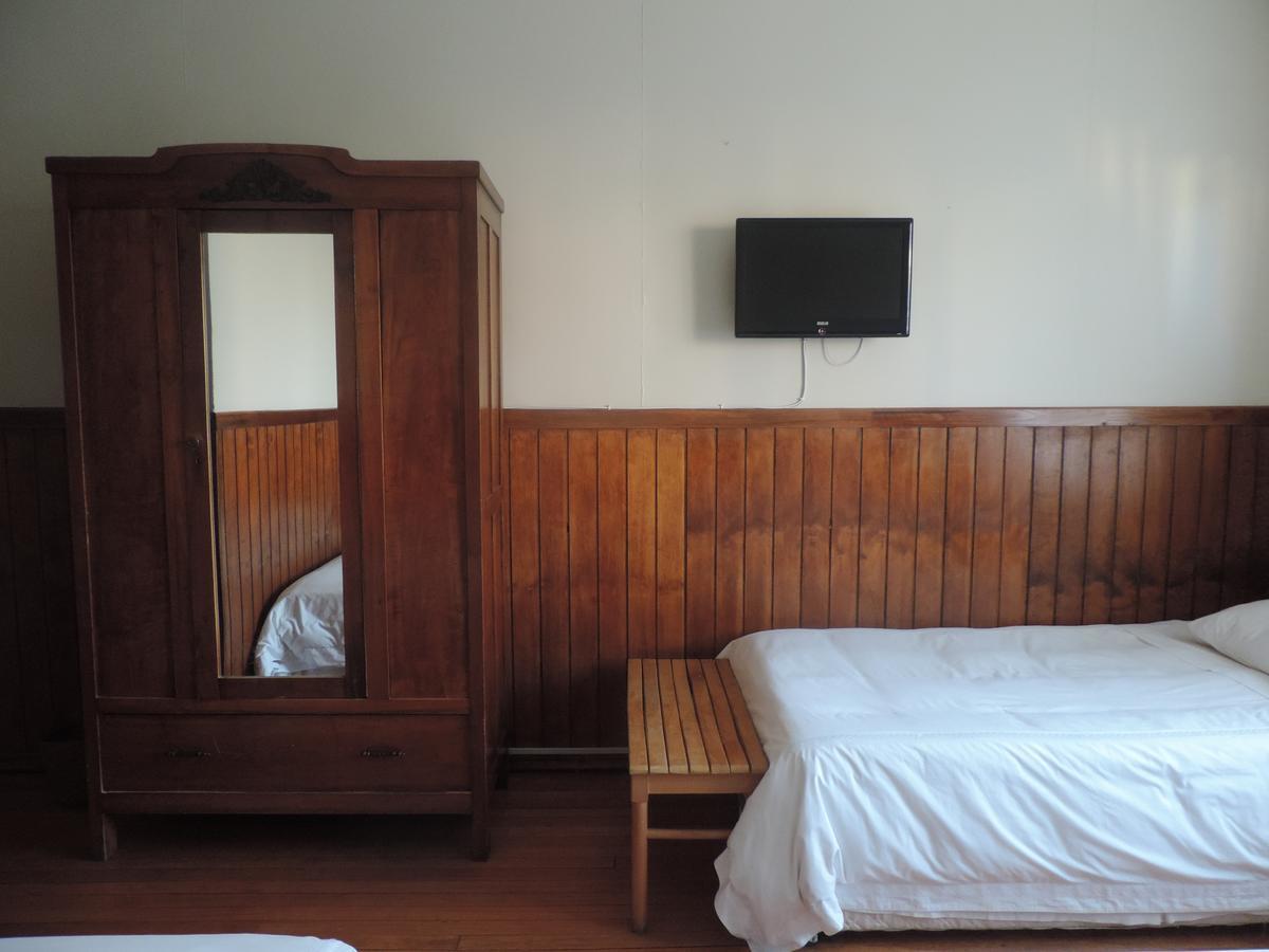 Hostal Oro Fueguino Punta Arenas Buitenkant foto