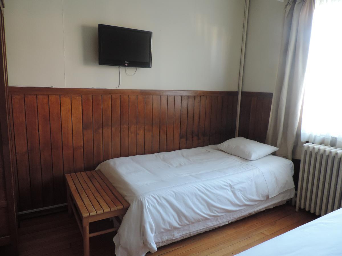 Hostal Oro Fueguino Punta Arenas Buitenkant foto