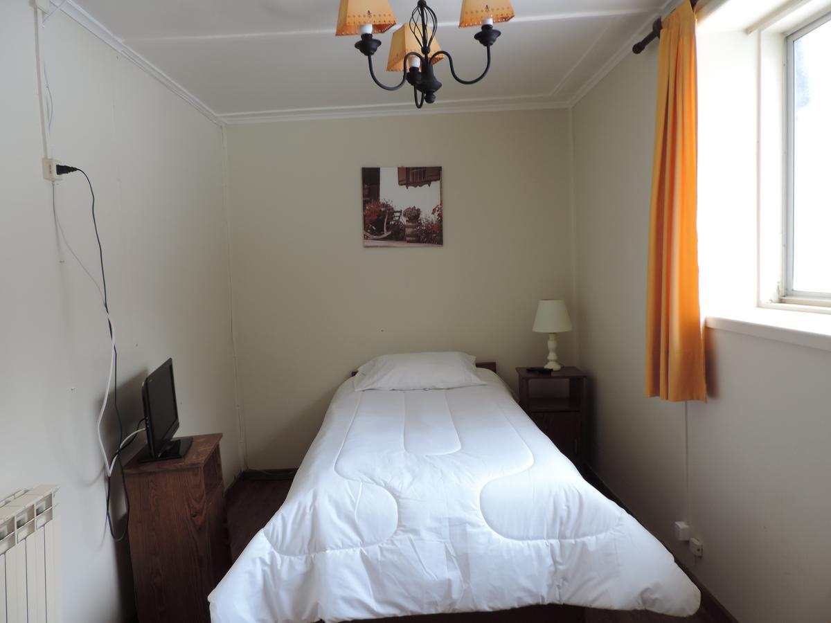 Hostal Oro Fueguino Punta Arenas Buitenkant foto